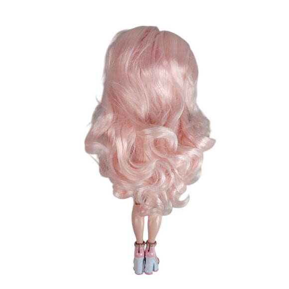 Rainbow High Bella Parker Doll Series 3 Original Clothing Pink Hair 14 PCS MGA - Picture 6 of 10